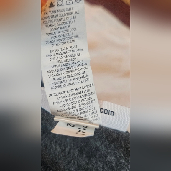 NWT Reebok Womens Gray Crewneck Long Sleeve Insignia Sweatshirt Size Medium - Picture 5 of 10